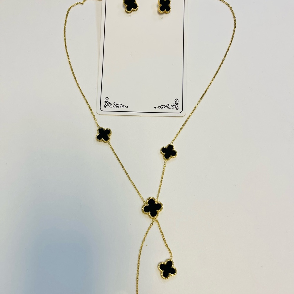 Elegant Gold and Black Clover Necklace Set Stainless Steel